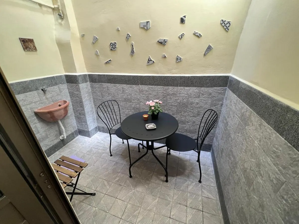 Apartment In The Center Neapol