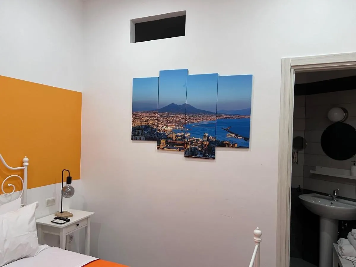 Apartment In The Center Neapol 0*,  Itálie